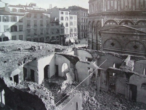 Demolizioni del Vescovado Vecchio, Piazza del Duomo, Firenze