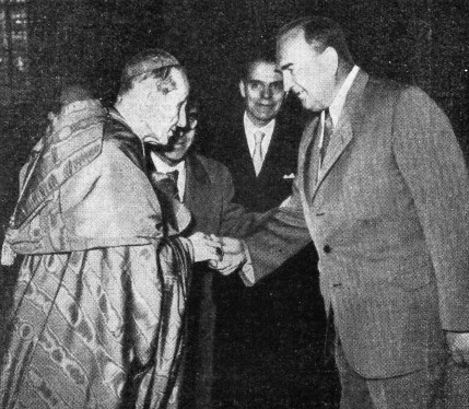 ...non prende pesci: il Cardinale Della Costa, La Pira e il sindaco di Mosca