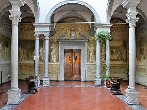 Chiostro dello Scalzo - interno