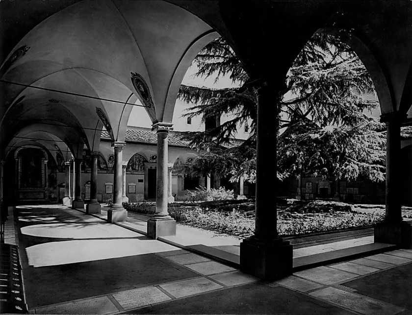 Chiostro di Sant'Antonino negli anni Sessanta