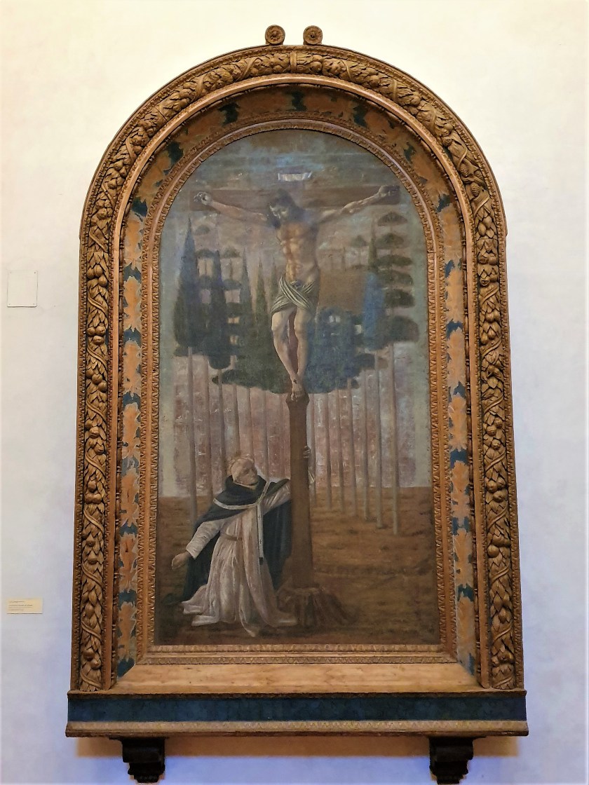 Sant'Antonino ai piedi del Crocifisso