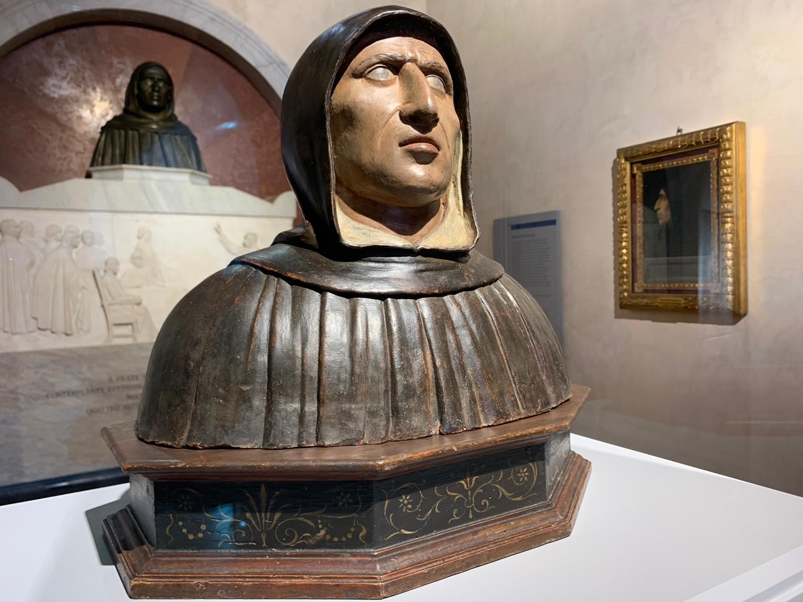 2 Busto di Savonarola nuovo allestimento